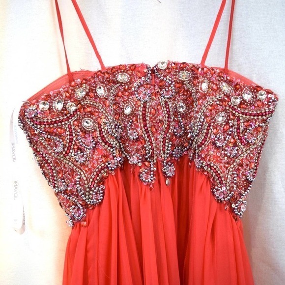 Jovani Evening/Prom/ Formal red with sequence maxi dress - Picture 5 of 5